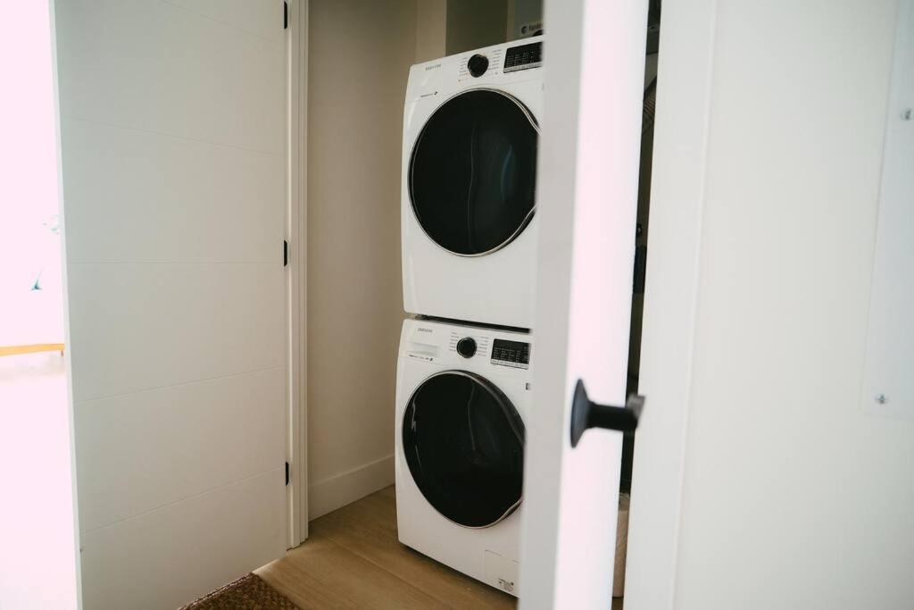ハリファックスChic Cozy Retreat - 2Br - Stunning North End Viewsアパートメント エクステリア 写真